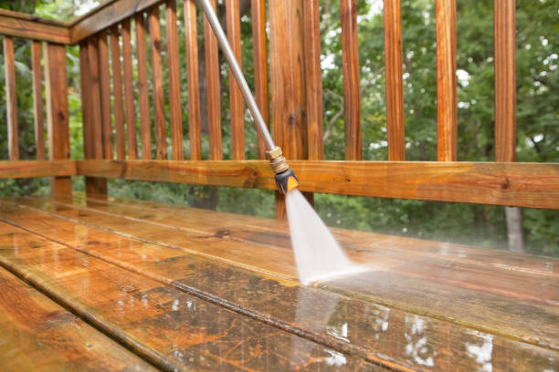 Best Commercial Pressure Washing  in Lake City, FL